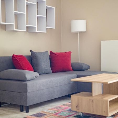 Metro Wilanowska Comfortable Apartment Варшава Екстер'єр фото