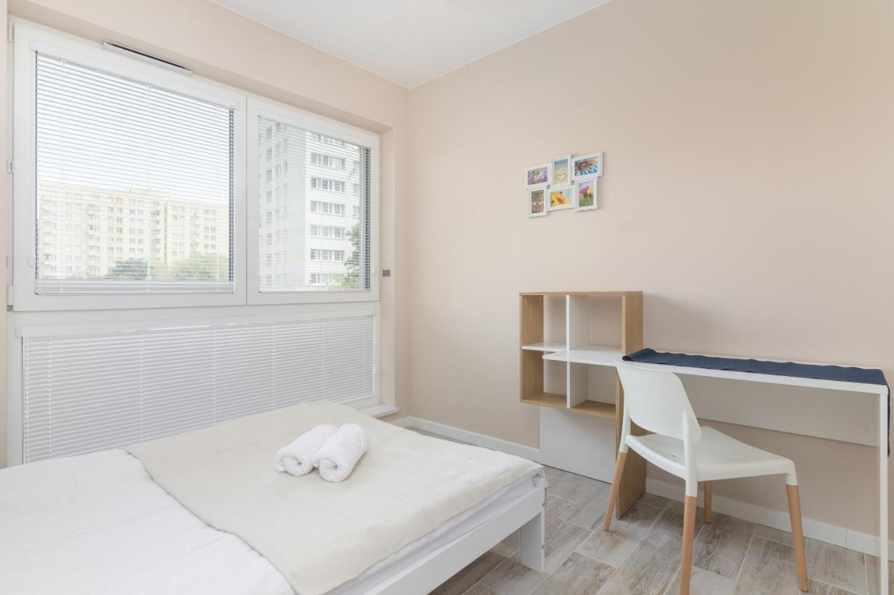 Metro Wilanowska Comfortable Apartment Варшава Екстер'єр фото