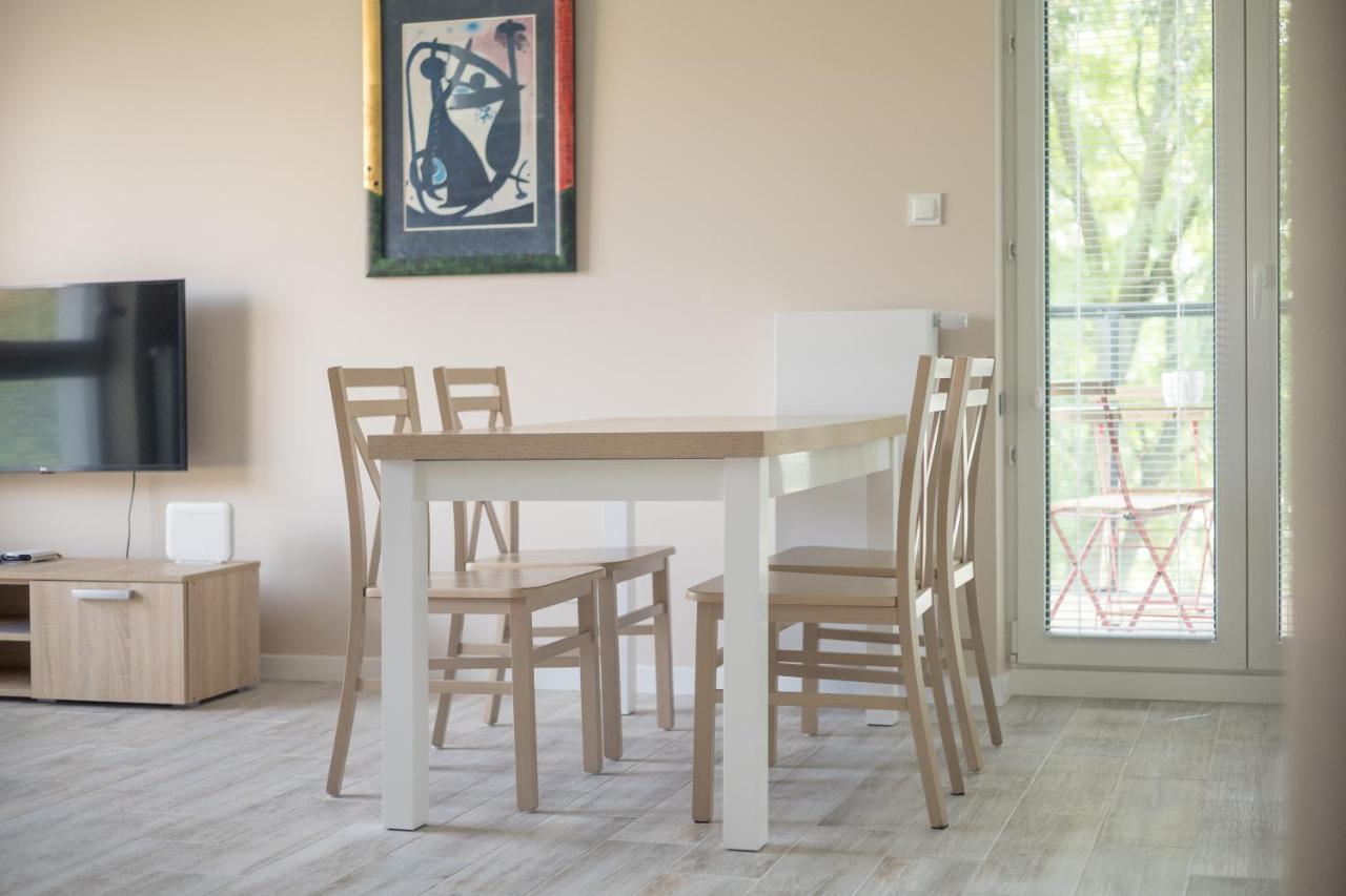 Metro Wilanowska Comfortable Apartment Варшава Екстер'єр фото